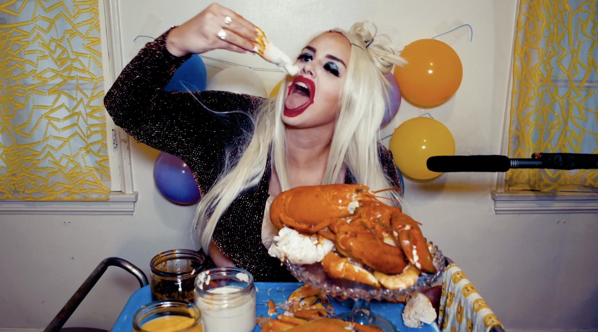 The Time I Had a Threesome for a Cheeseburger